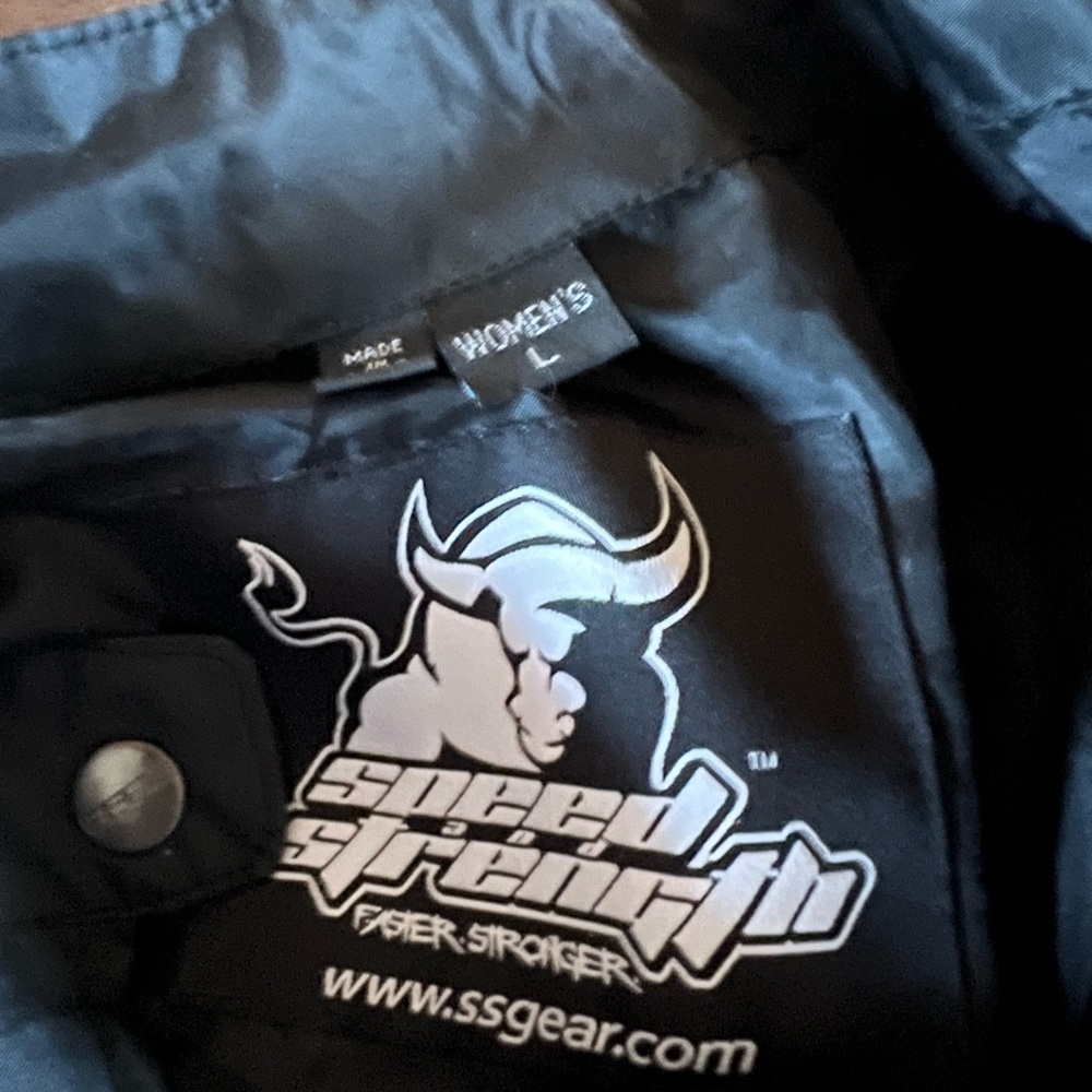 Motorcycle jacket - Picture 2 of 3